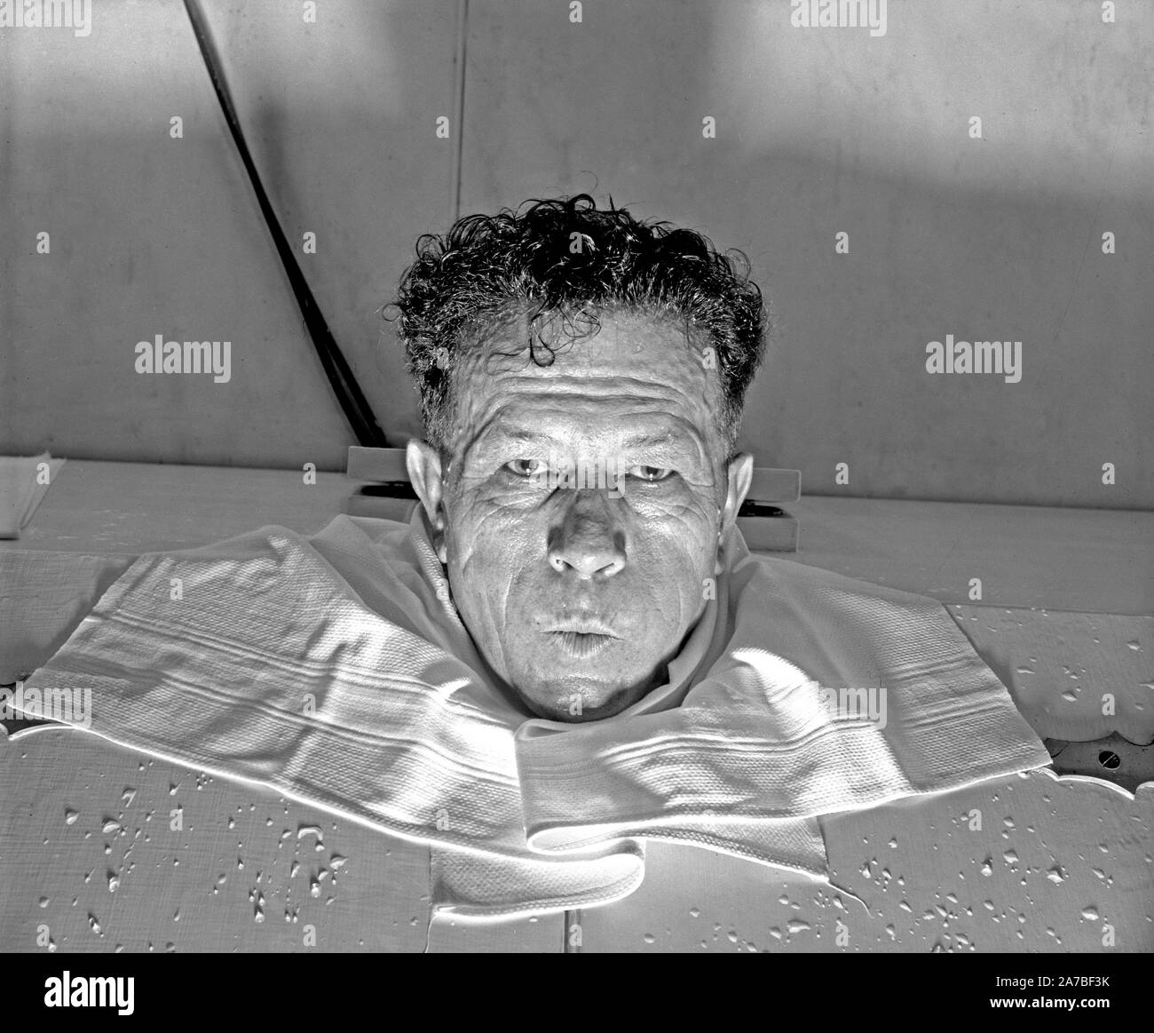 Steam bath Black and White Stock Photos & Images Alamy