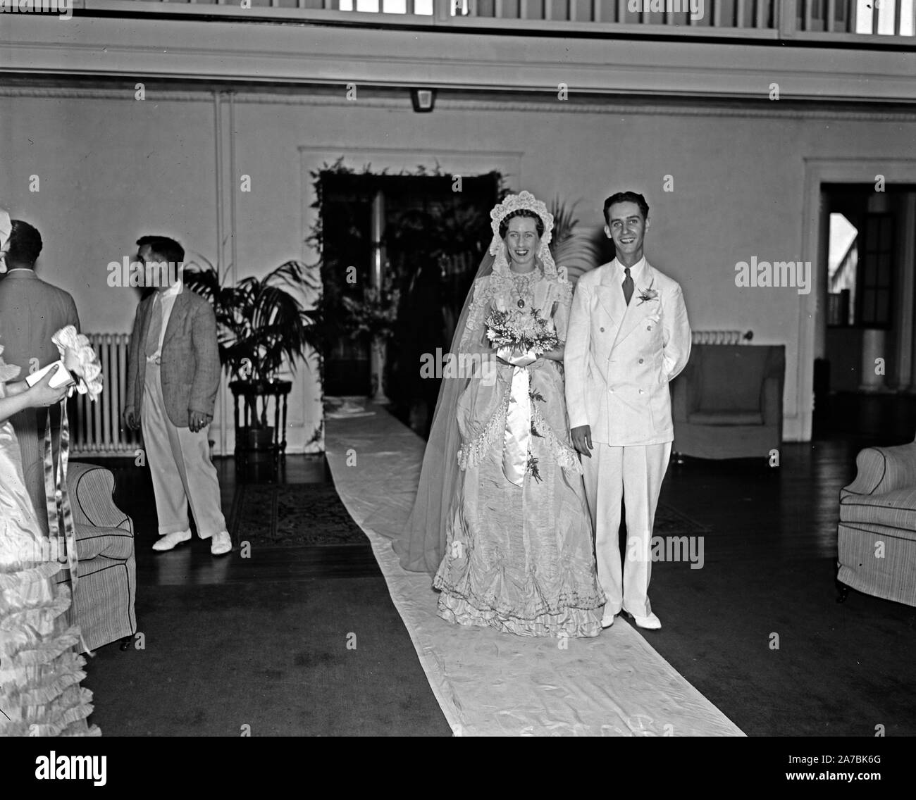 Smiling bride at wedding ca. 1935 Stock Photo - Alamy