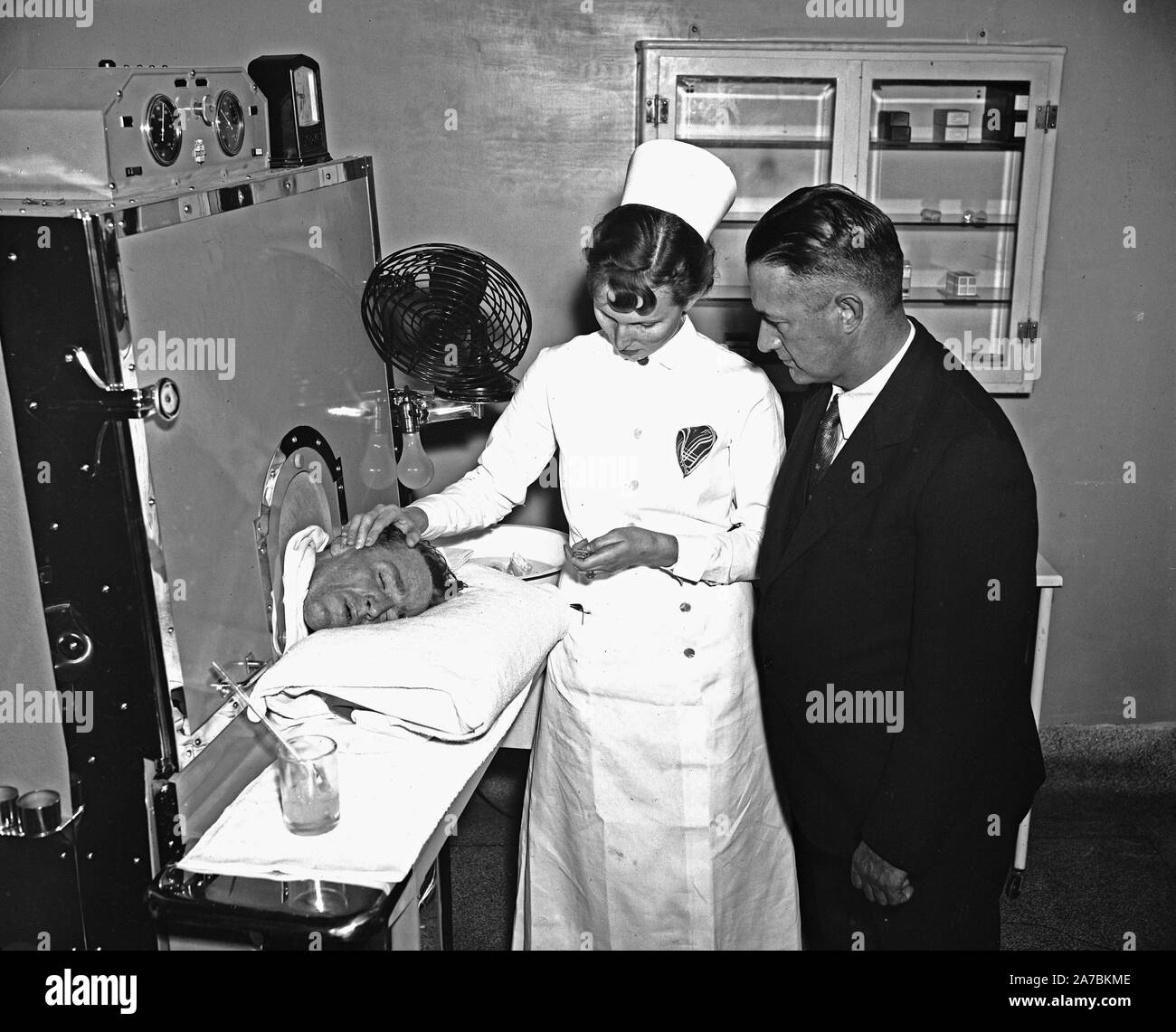 Arthritis patient 1930s hi-res stock photography and images - Alamy