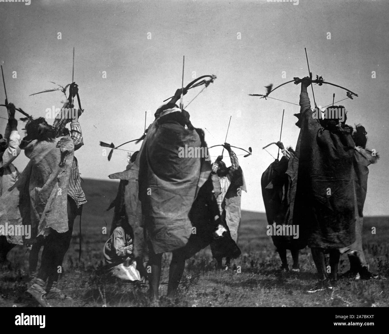 Native americans early 1900s Black and White Stock Photos & Images - Alamy