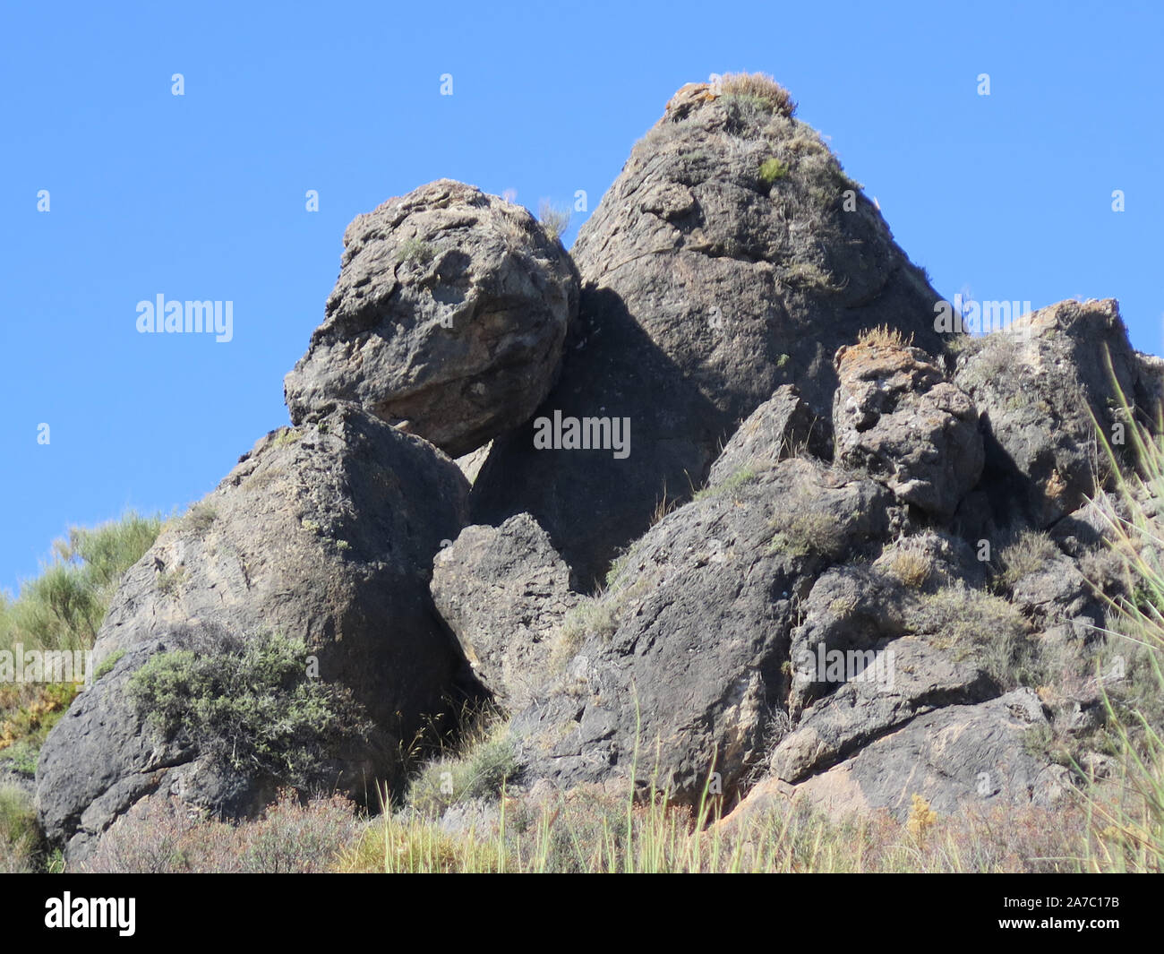 Leaning rock hi-res stock photography and images - Alamy