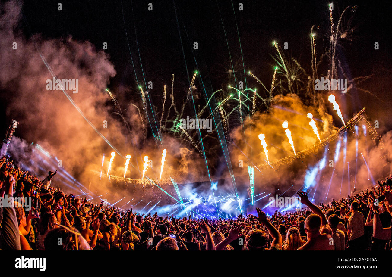 Tiesto at Creamfields 2017. Photo: Charlie Raven/Alamy Stock Photo - Alamy