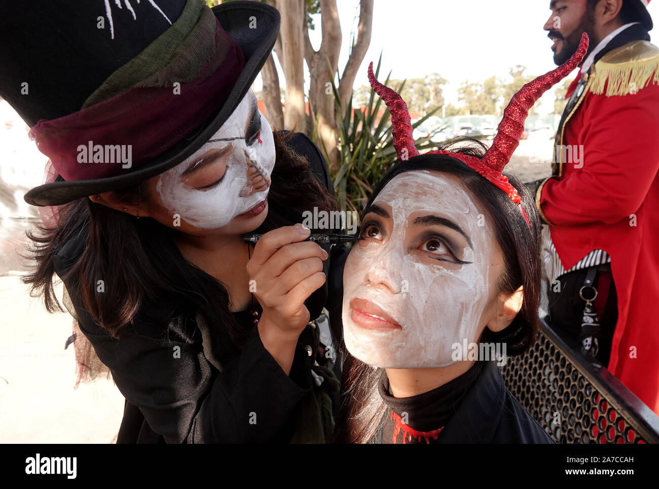 San Francisco, USA. 31st Oct, 2019. A girl is made up to celebrate the Halloween on a street in San Mateo, California, the United States, Oct. 31, 2019. Credit: Li Jianguo/Xinhua/Alamy Live News Stock Photo