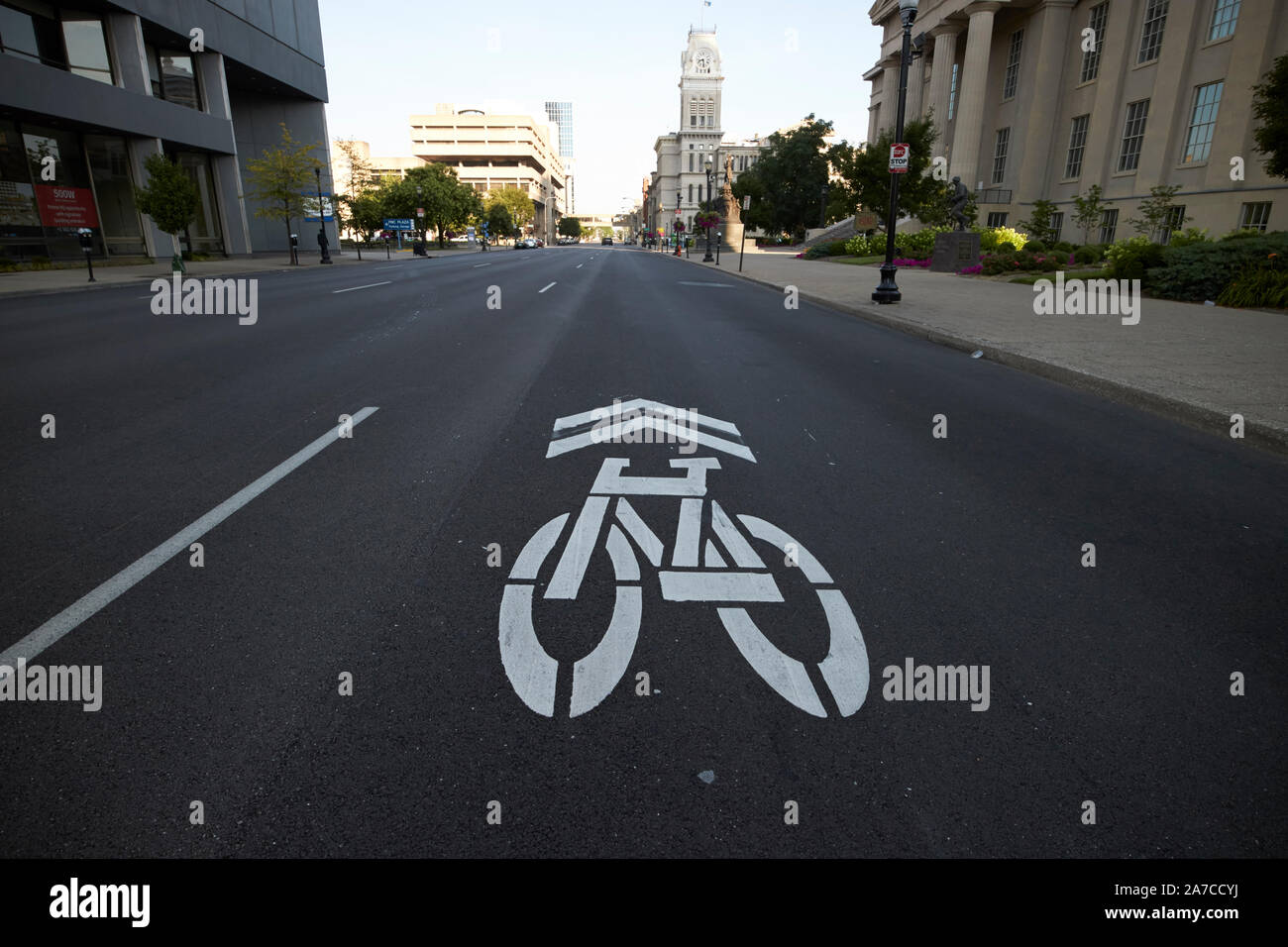 Morning cycle hires stock photography and images Alamy