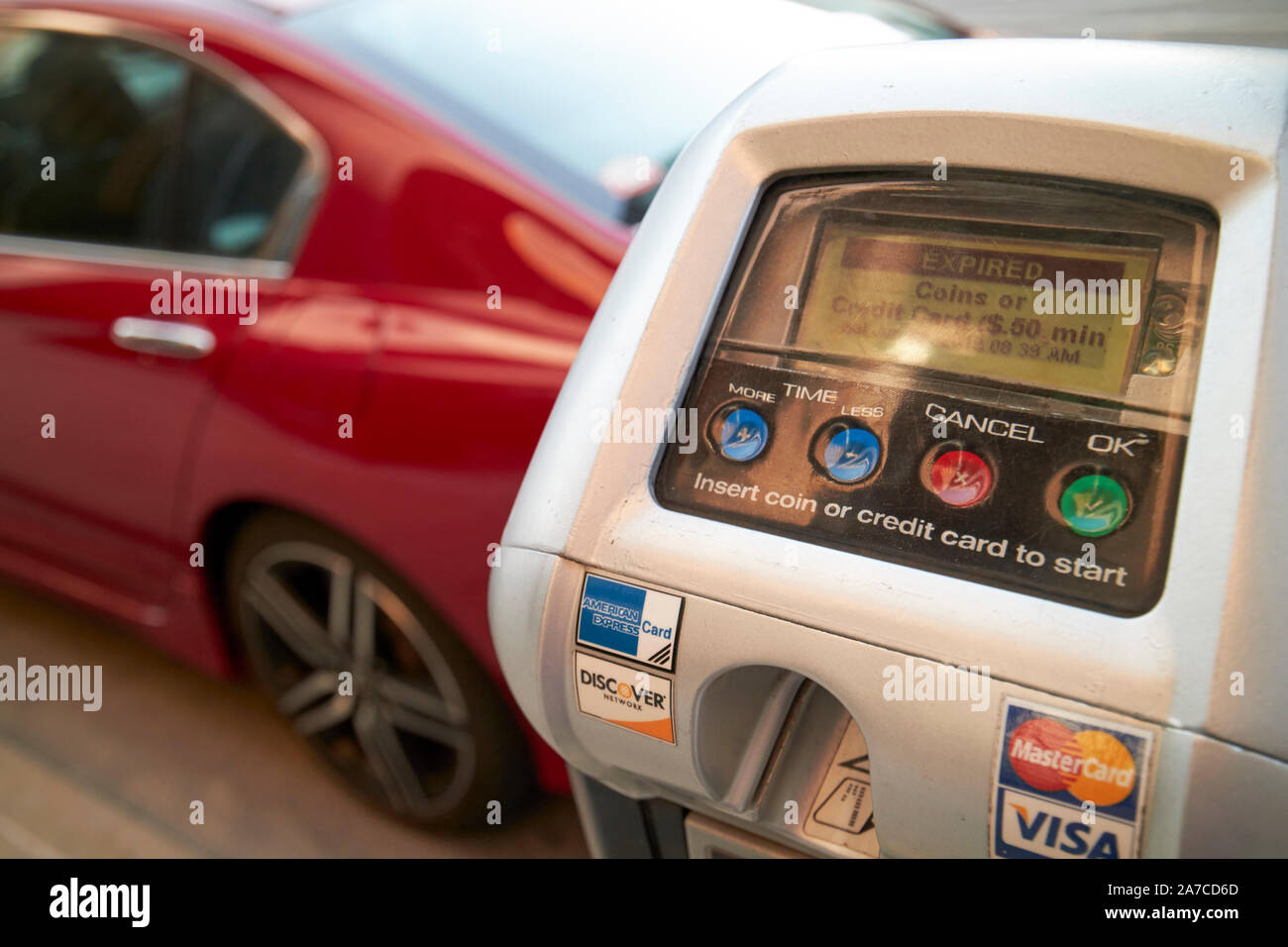 coin or credit card operated on street parking meter with time expired louisville kentucky USA Stock Photo