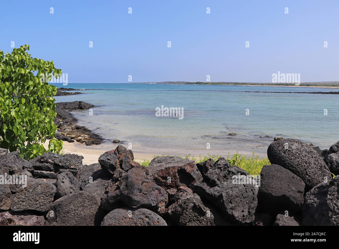 High surf in hawaii hi-res stock photography and images - Alamy