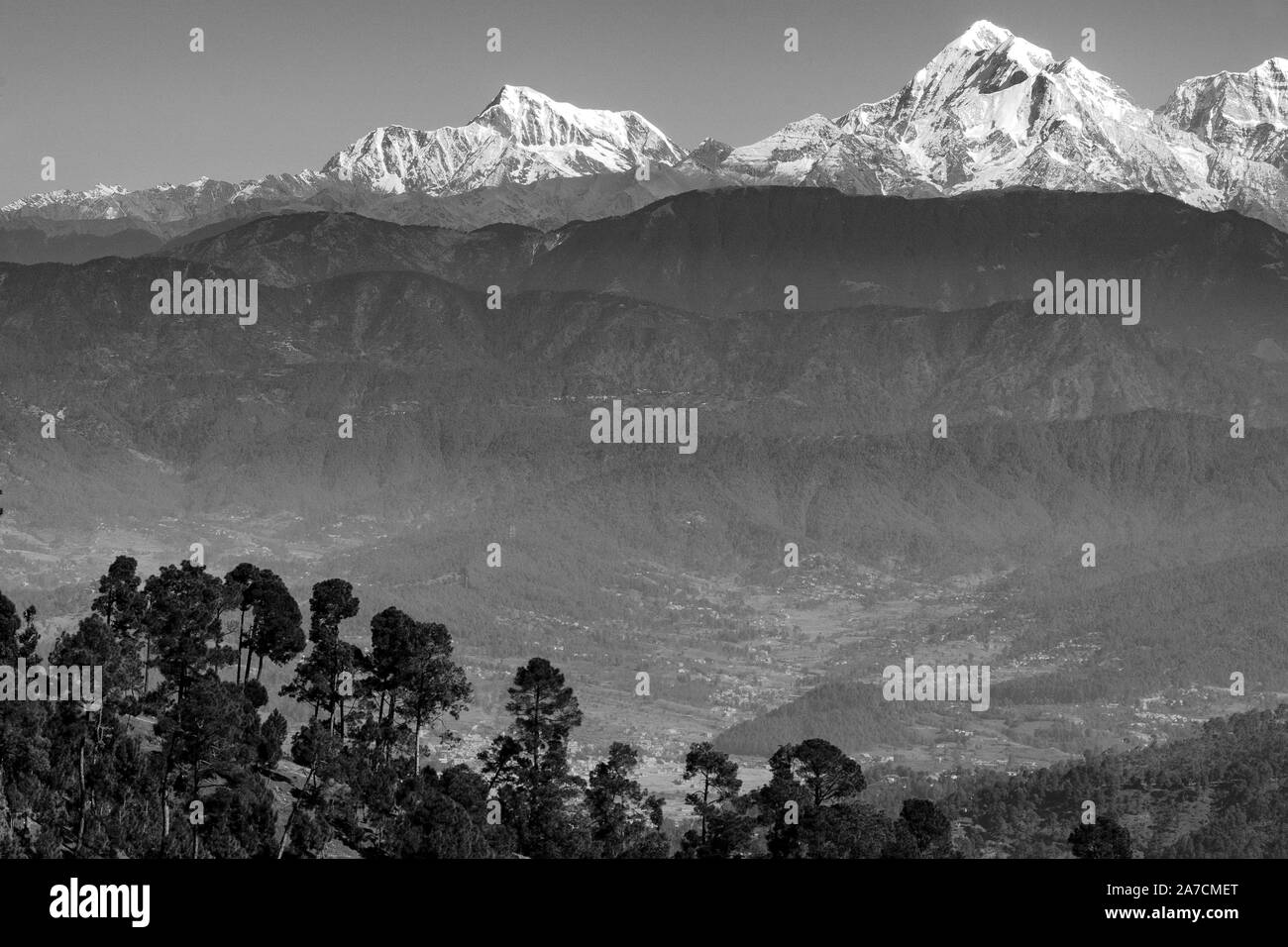 Himalayan View in black and white from Uttarakhand Stock Photo - Alamy