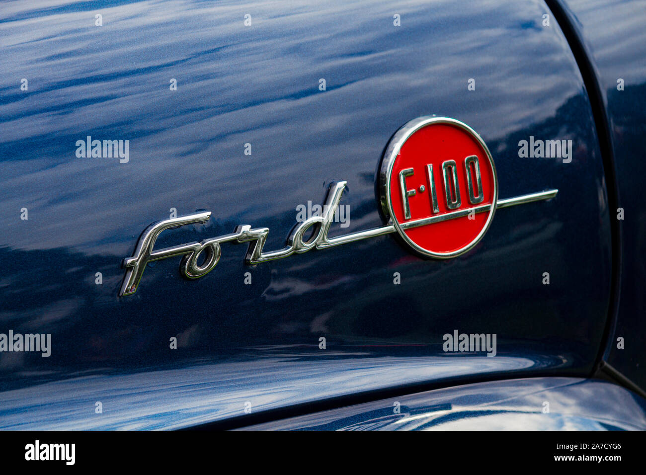 Badge emblem of a Ford F100 classic American truck Stock Photo