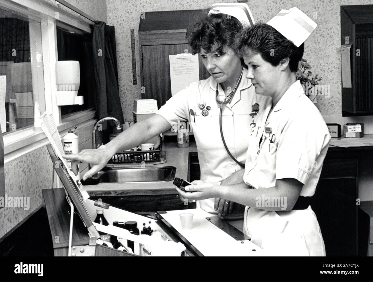 Nurses, Queen's Medical Centre hospital, Nottingham July 1990 UK Stock Photo