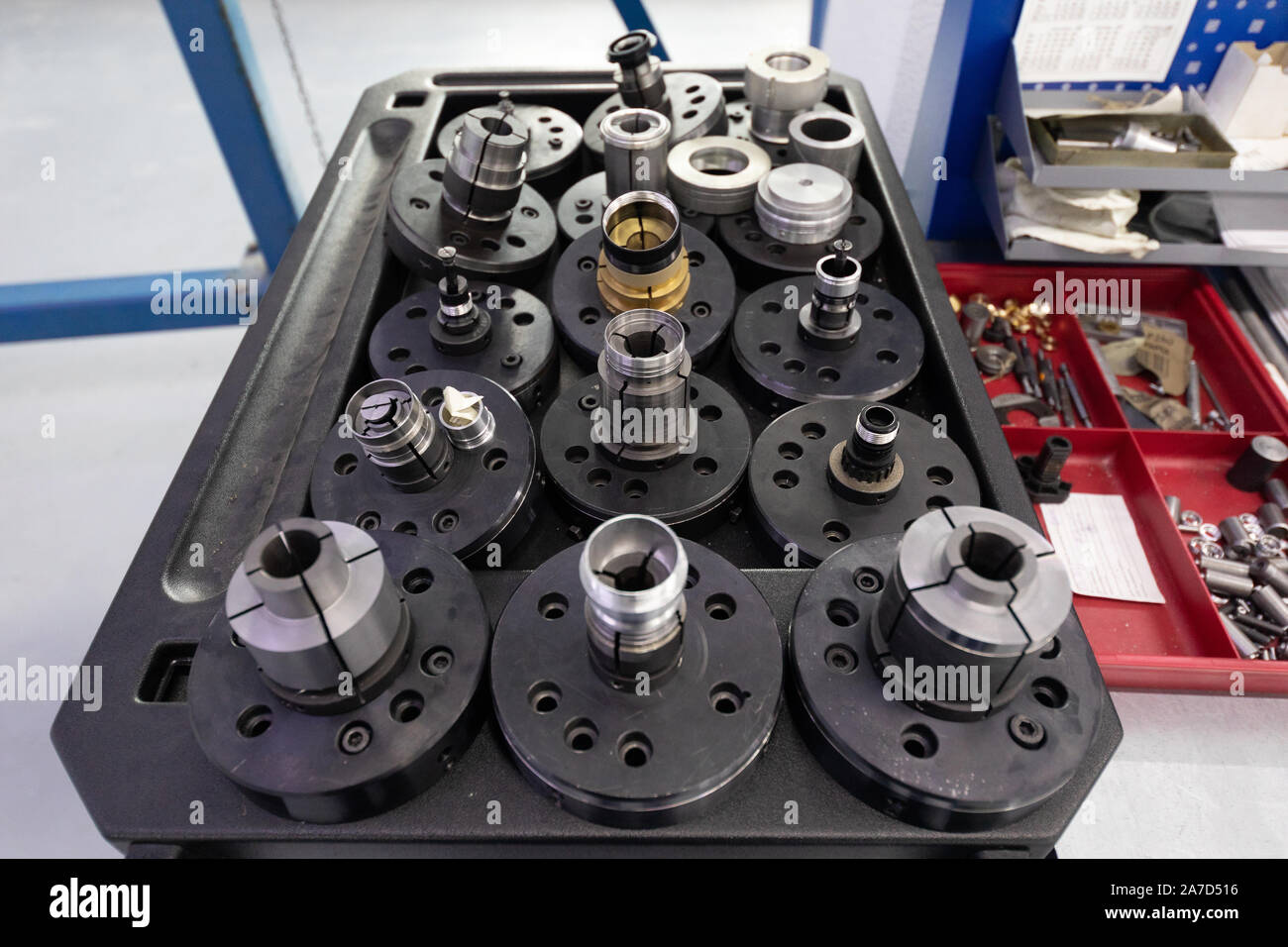 Mechanism processing metal products hi-res stock photography and images ...