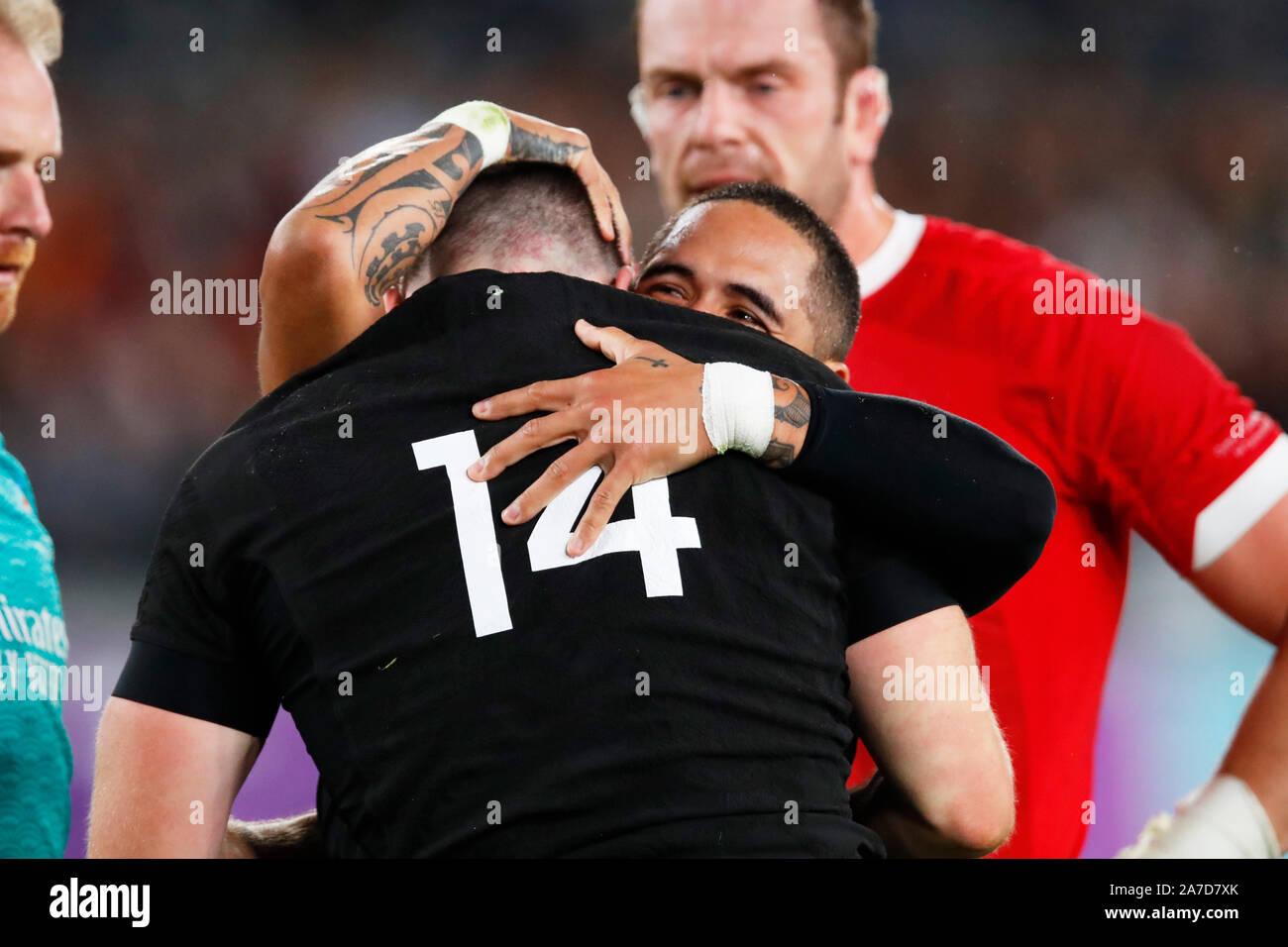 Aaron smith rugby hi-res stock photography and images - Alamy