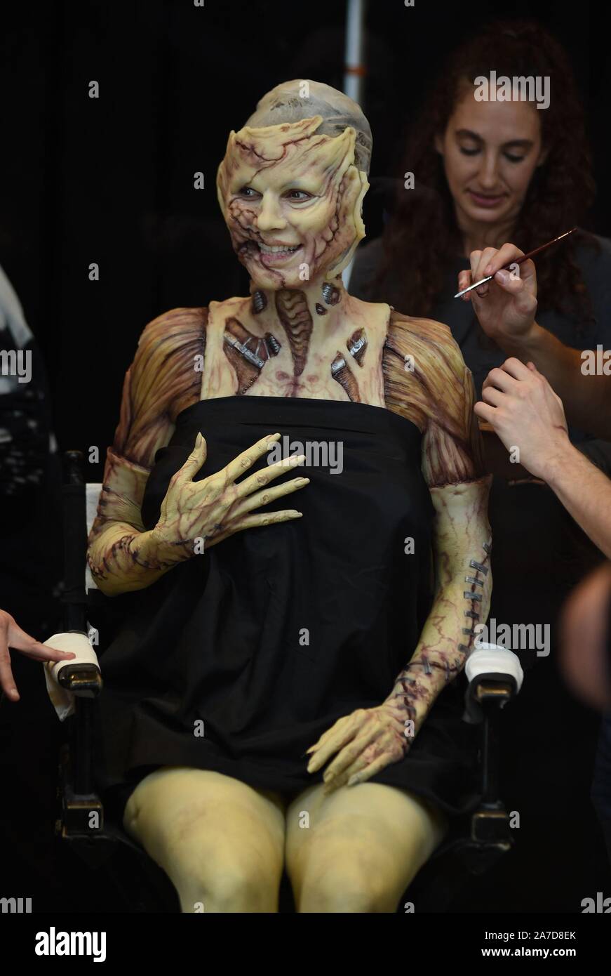 halloween dresses amazon Heidi Klum Photo Call for Heidi Klum Dresses in Halloween Costume with Live  Audience, Amazon Prime
