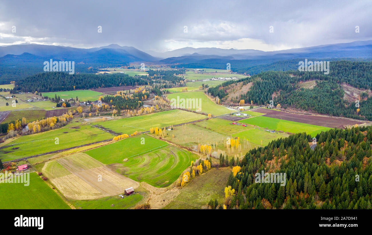 View of the valley that Trout Lake, WA resides in the fall in the Pacific Northwest Stock Photo