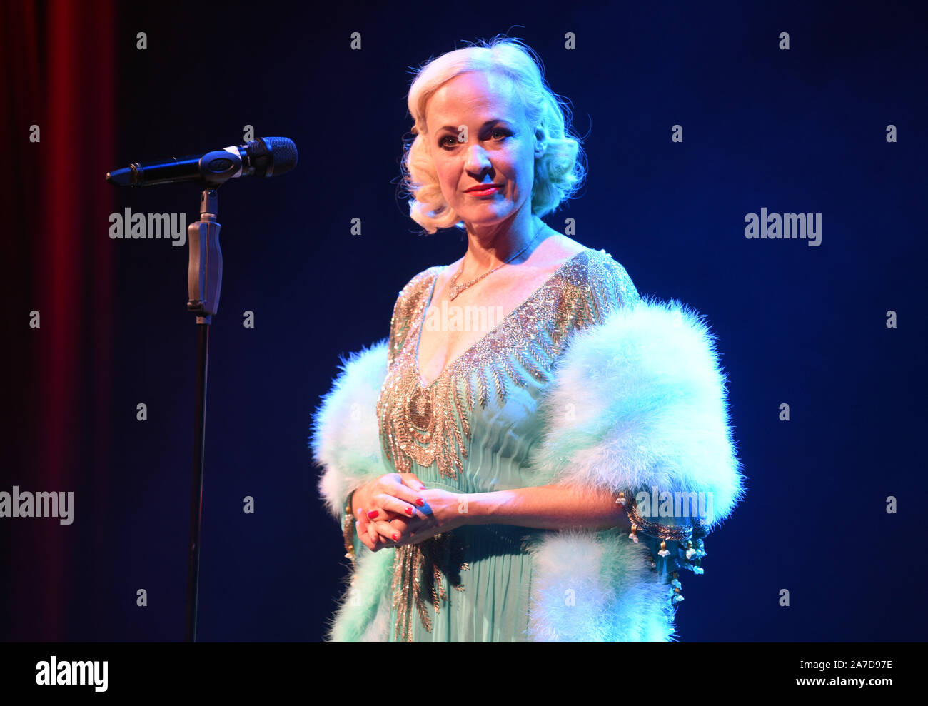 Duesseldorf, Germany. 31st Oct, 2019. At the premiere of the new Apollo Varieté programme 'Magic Hotel' the presenter Vivian Sommer will be on stage until 12 January 2020 at the 'Apollo Varieté' in Düsseldorf. Credit: Horst Ossinger//dpa/Alamy Live News Stock Photo