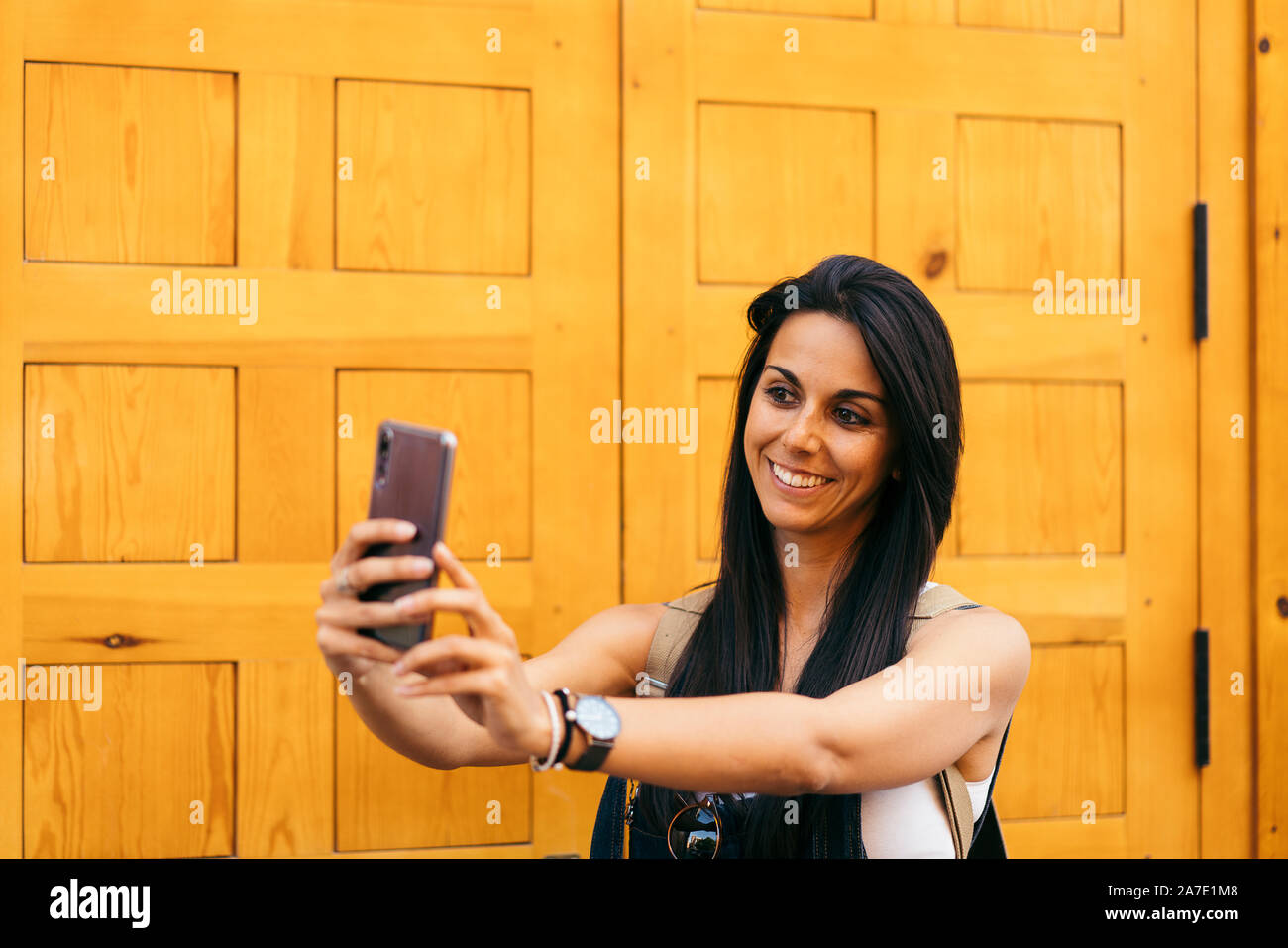 Teenager posing selfie hi-res stock photography and images - Alamy