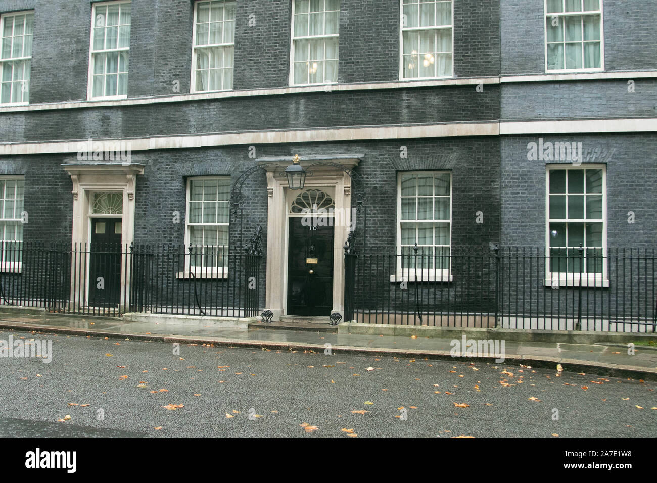London, UK. 1st Nov, 2019. The exterior of 10 Downing Street the official residence of the Prime Minister of the United Kingdom. Credit: Amer Ghazzal/SOPA Images/ZUMA Wire/Alamy Live News Stock Photo