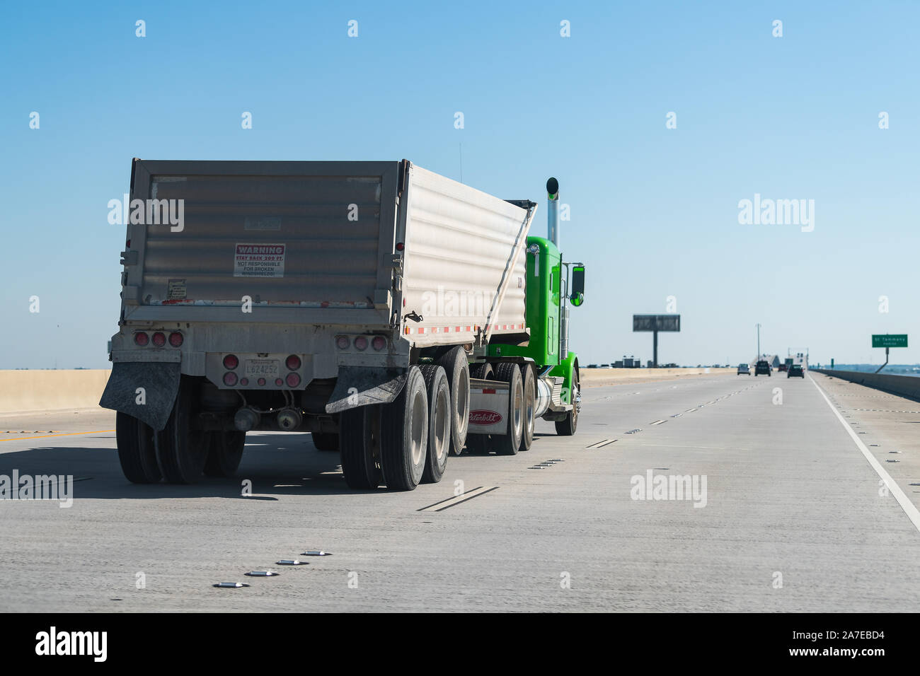 Slidell, USA - April 24, 2018: Highway i10 interstate 10 road long ...