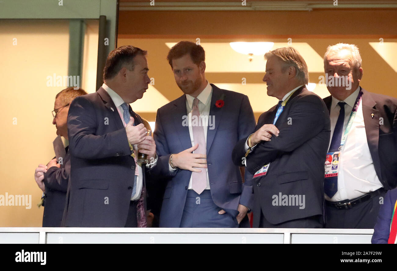 The Duke of Sussex (centre) prior to the 2019 Rugby World Cup final match at Yokohama Stadium. Stock Photo