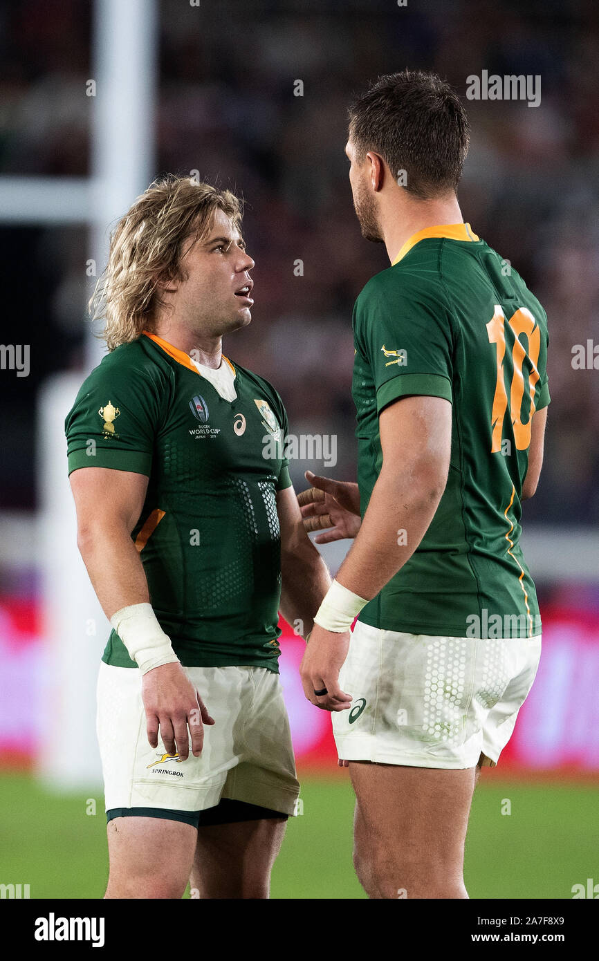 Yokohama Japan 2nd Nov 2019 Faf De Klerk Of South Africa Speaks With Handre Pollard Of South Africa During The Rugby World Cup Final Match Between England And South Africa At The