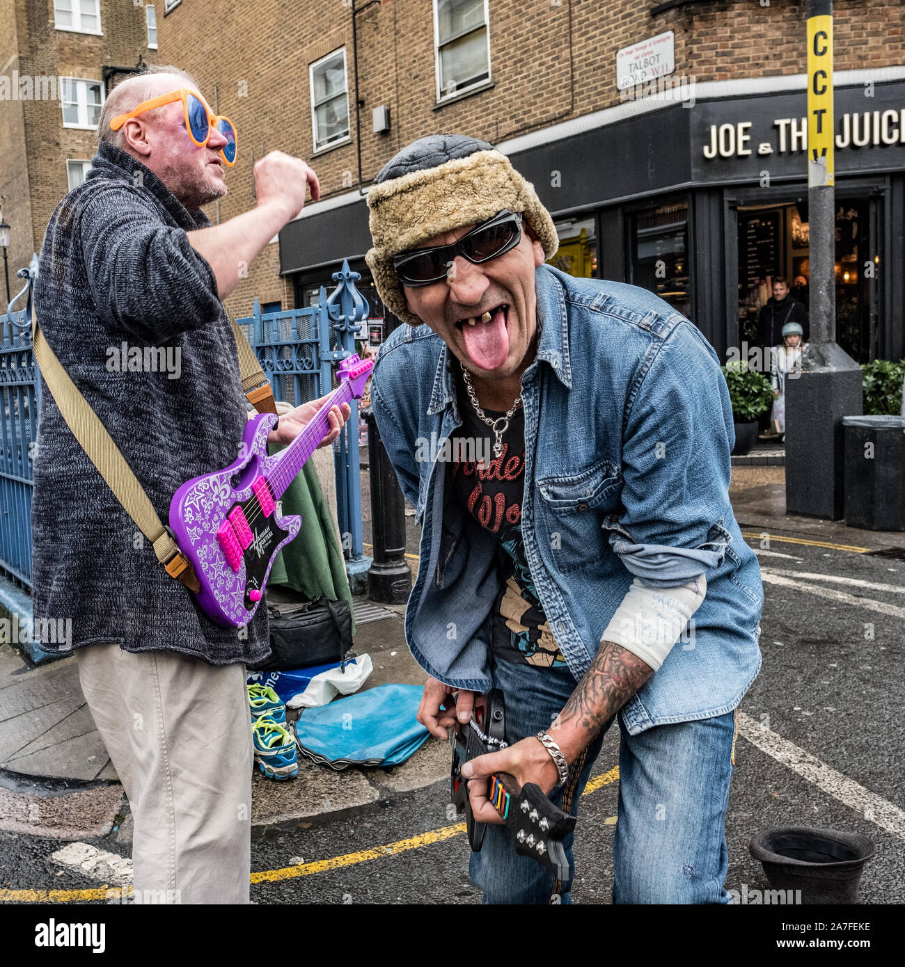 Musicians performing at London's Portobello Road Market Stock Photo Alamy