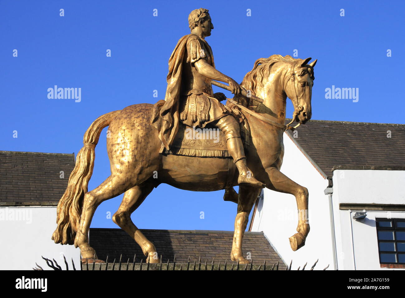 King Billy statue Stock Photo Alamy
