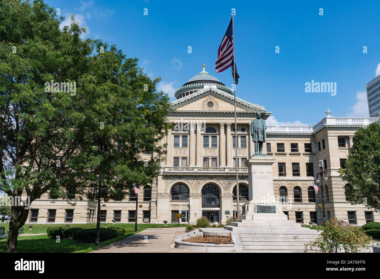 Clerk of court hi res stock photography and images Alamy