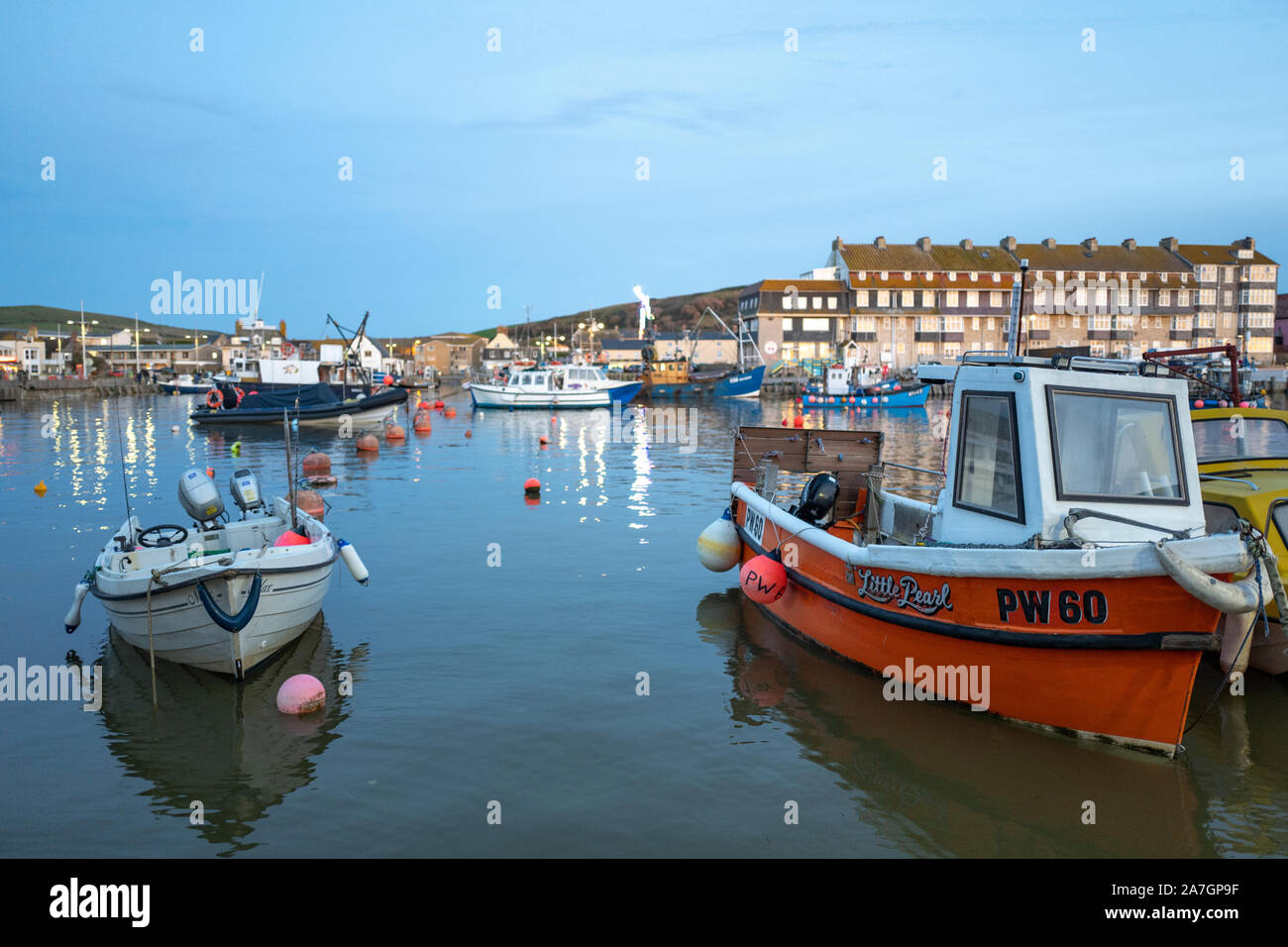 West Bay / Bridport Harbour in Dorset Stock Photo - Alamy