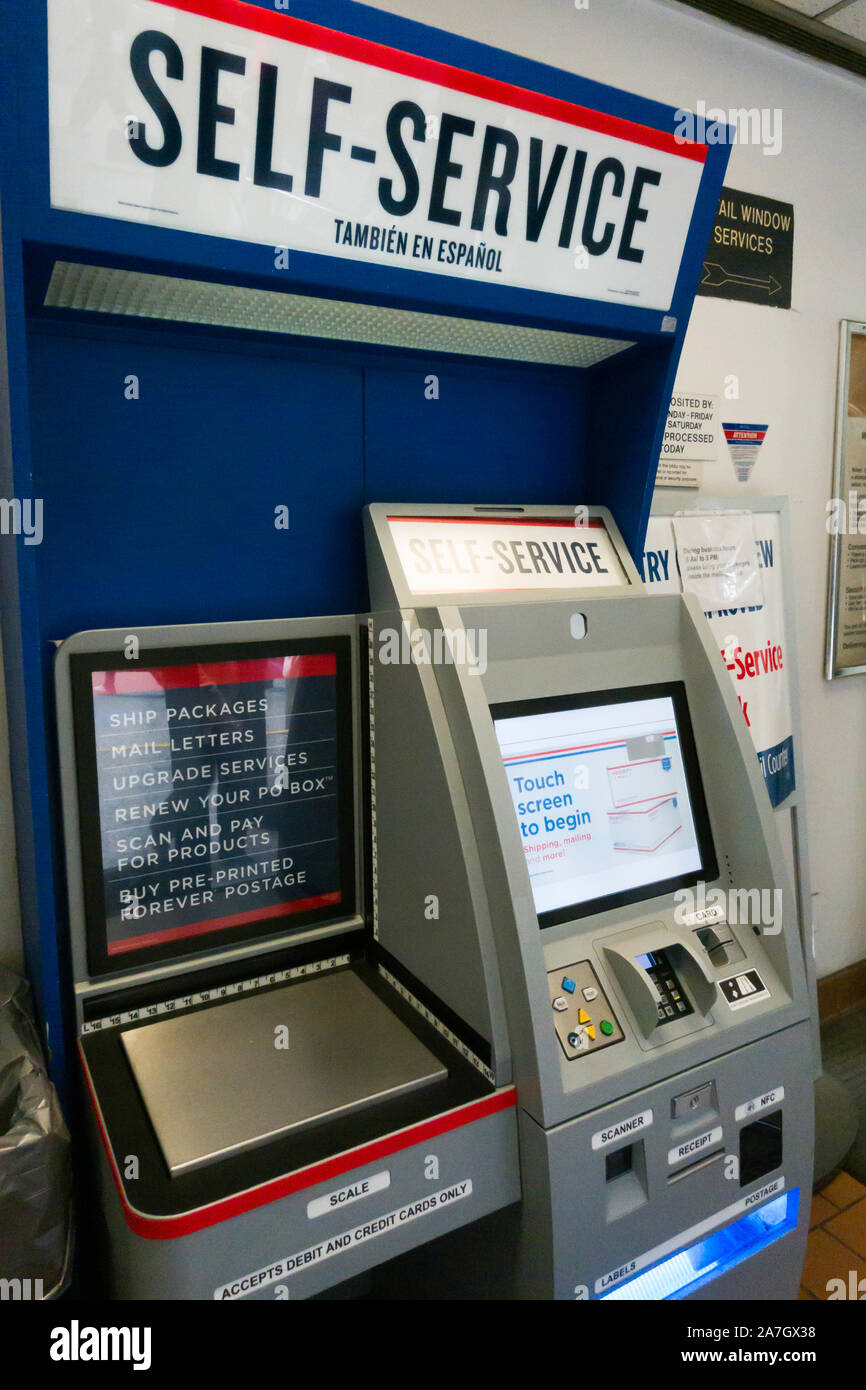 Usps self service hires stock photography and images Alamy