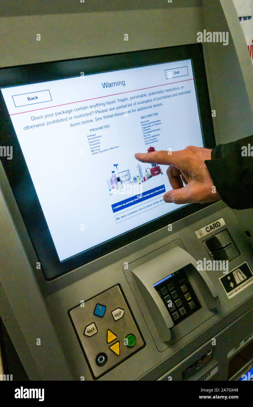 Automated Postal Center Kiosk, USPS, USA Stock Photo Alamy