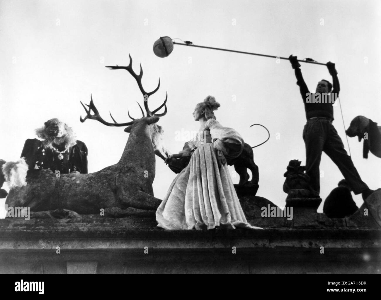 JOSETTE DAY and JEAN MARAIS in BEAUTY AND THE BEAST (1946) -Original title: LA BELLE ET LA BEÏTE-, directed by JEAN COCTEAU. Credit: FILMS ANDRE PAULVE / Album Stock Photo