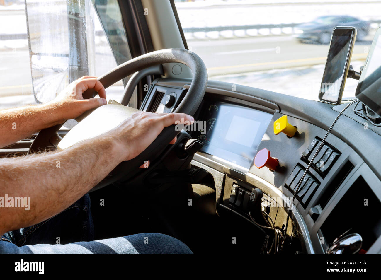 Semi truck steering wheel hires stock photography and images Alamy