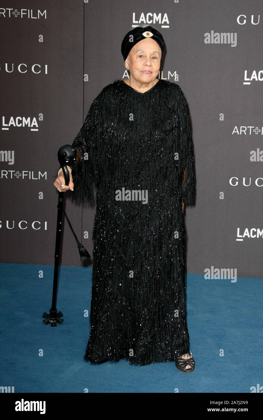 LOS ANGELES, CALIFORNIA NOVEMBER 02 Betty Sayre arrives at the LACMA