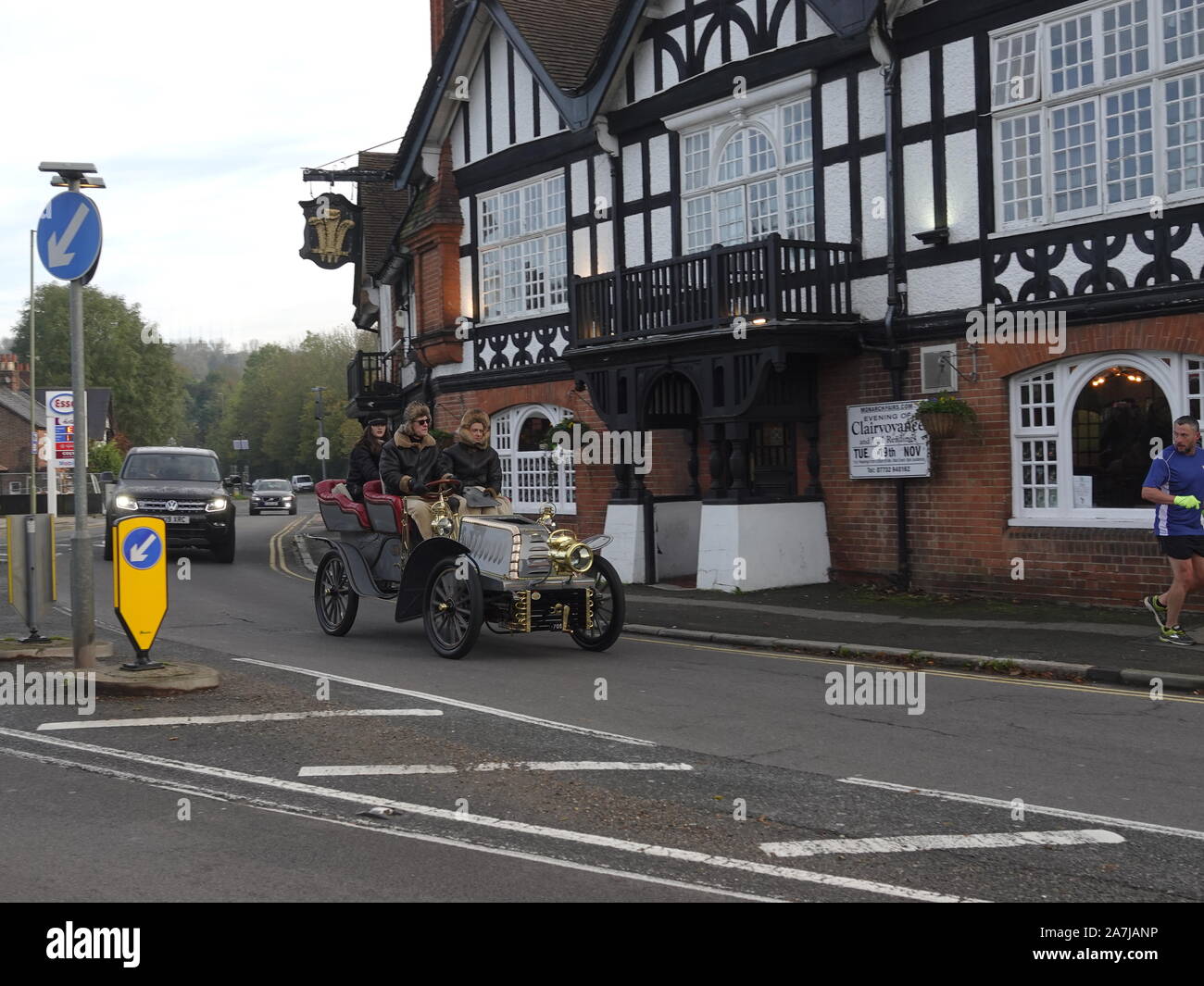 Sedate cars hires stock photography and images Alamy