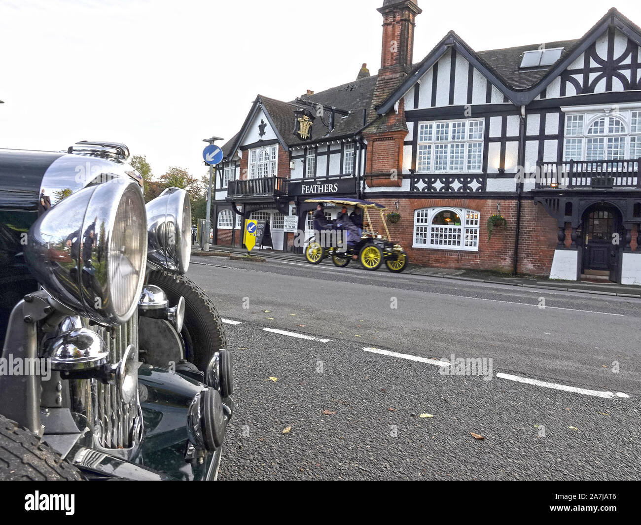 Sedate cars hires stock photography and images Alamy