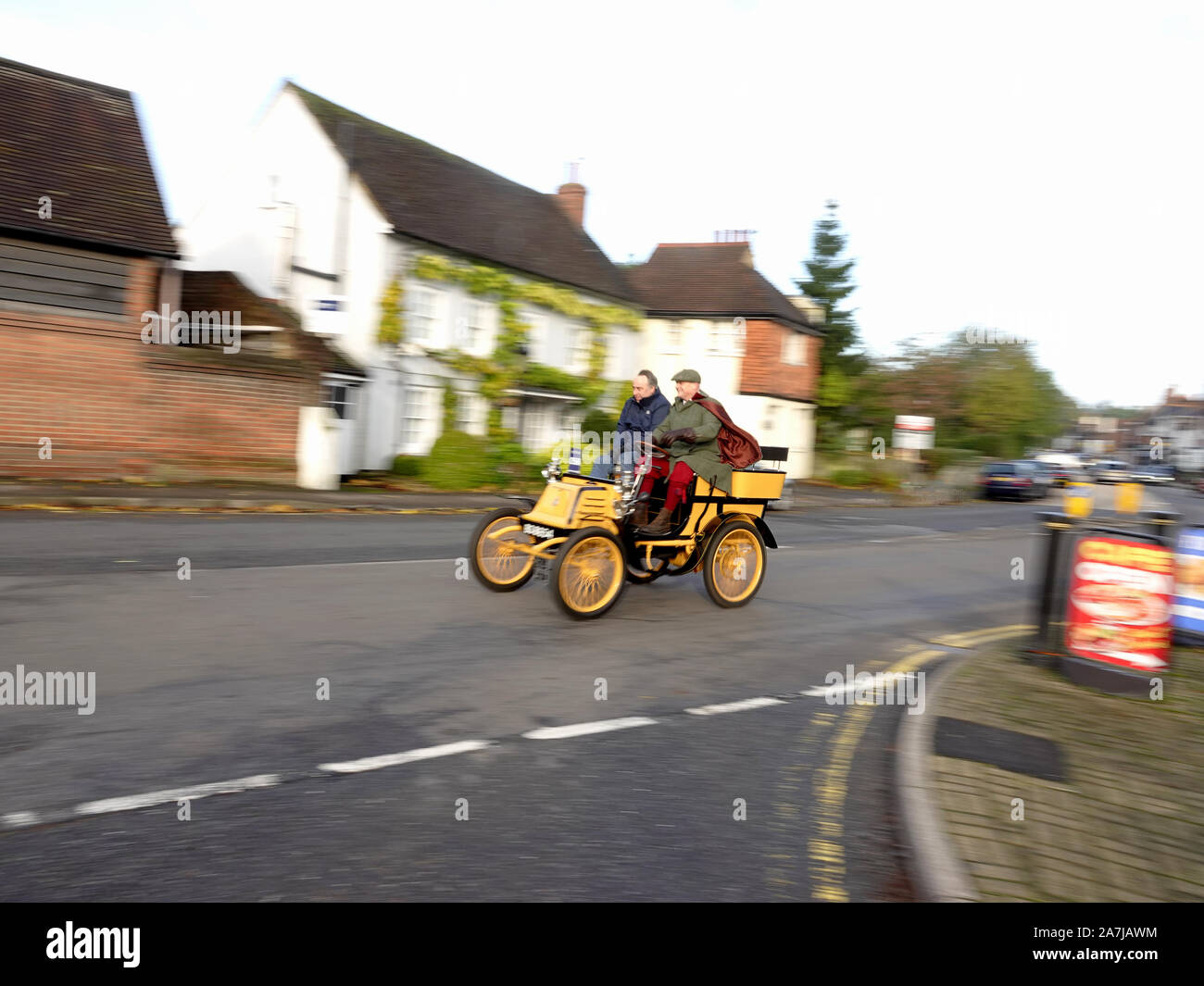 Merstham, Surrey, UK. 3rd Nov, 2019. Veteran cars on the Bonhams London