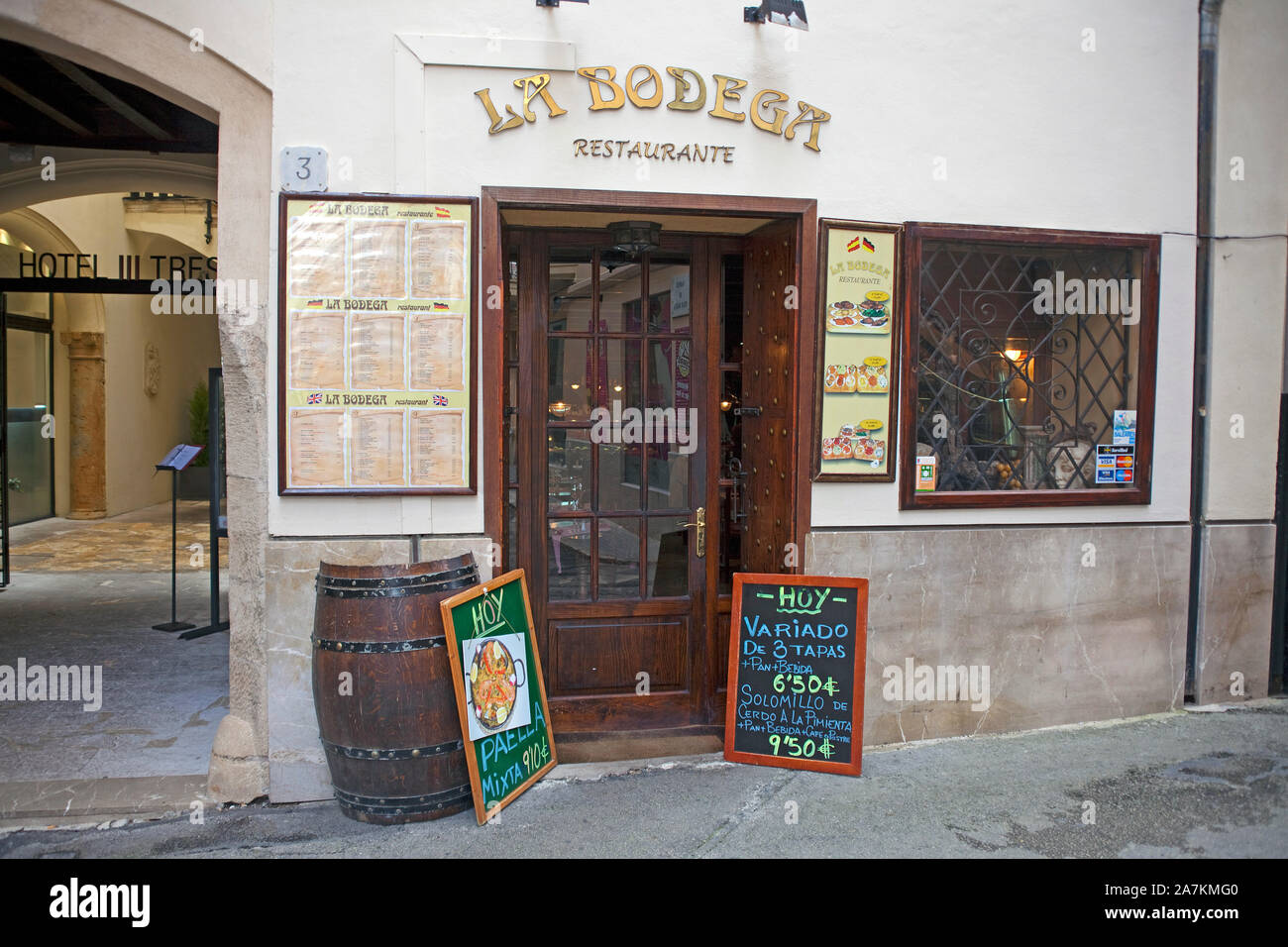 La Bodega, typical restaurant and bar in the old town of Palma, Palma