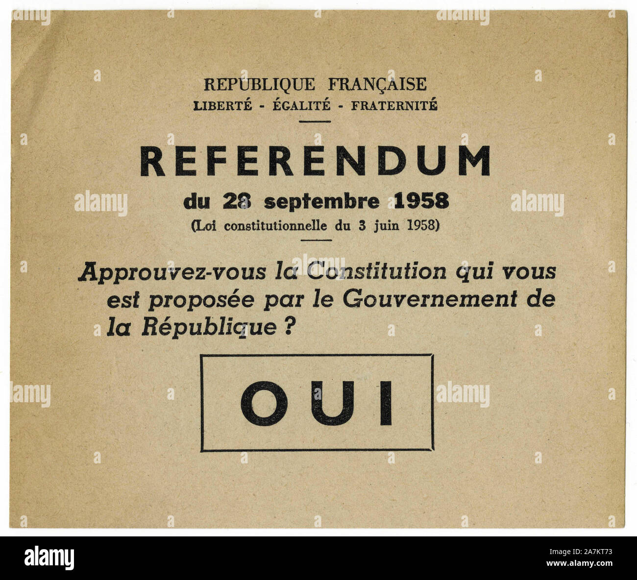 Bulletin de vote 'Oui', pour le referendum du 28 septembre 1958, pour une nouvelle Constitution, proposee par le general Charles de Gaulle. Stock Photo