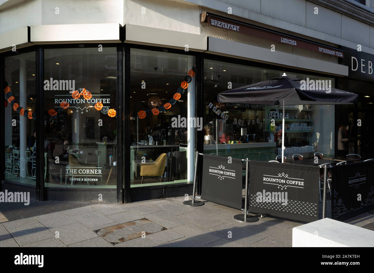 Patisserie valerie cake hires stock photography and images Alamy