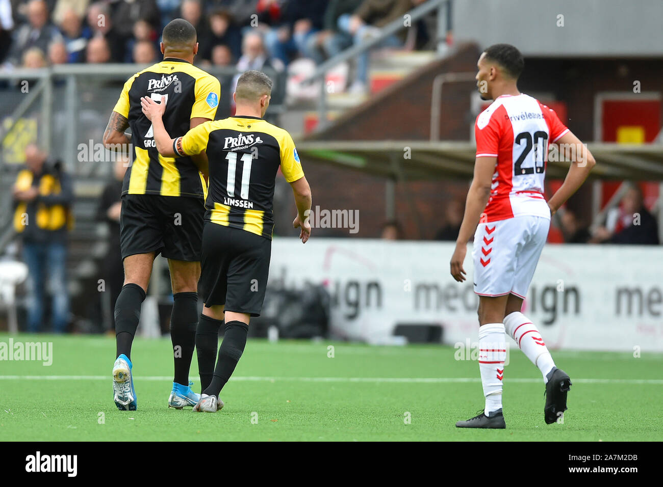 Emmen Nederland 03rd Nov 2019 Emmen De Meerdijk Fc Emmen Vitesse 03 11 2019 Football Dutch