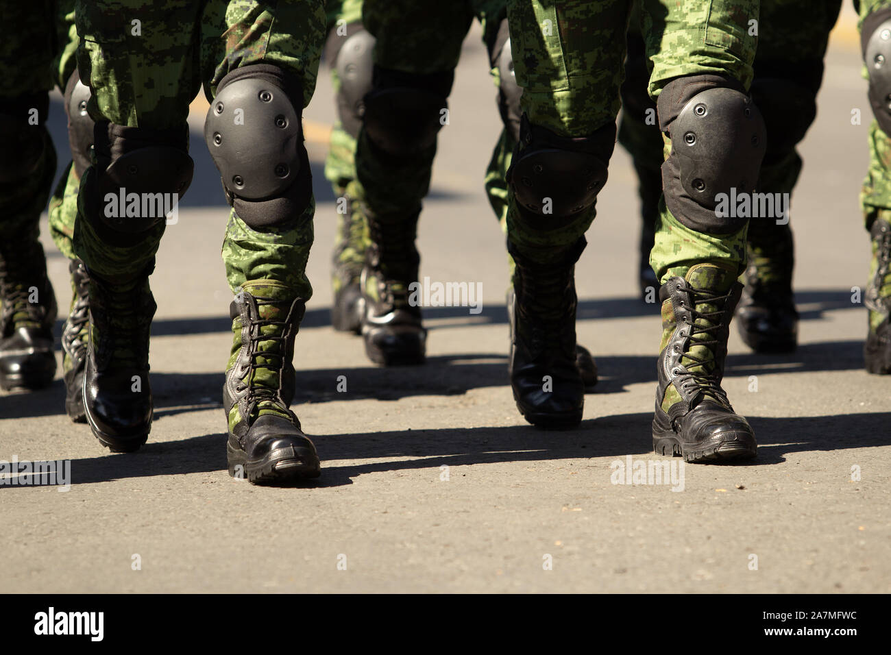 Soldier boots marching hires stock photography and images Alamy