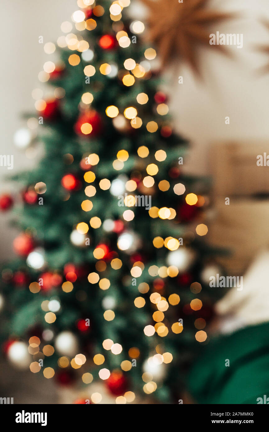 Lights on the tree hires stock photography and images Alamy