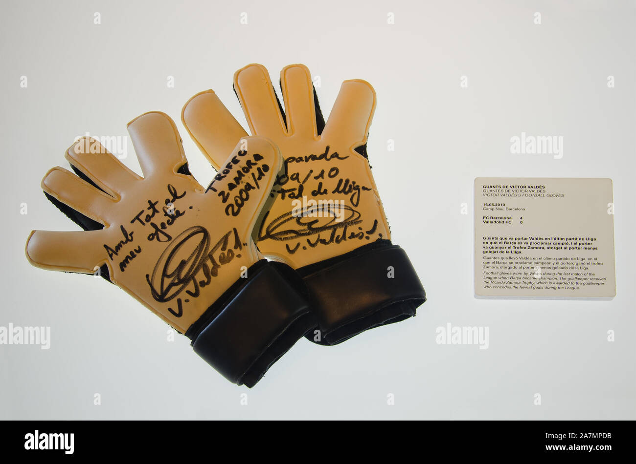 Goalkeeper gloves of Victor Valdes in the museum of FC Barcelona at the  stadium Camp Nou. Barcelona, June 2014 Stock Photo - Alamy
