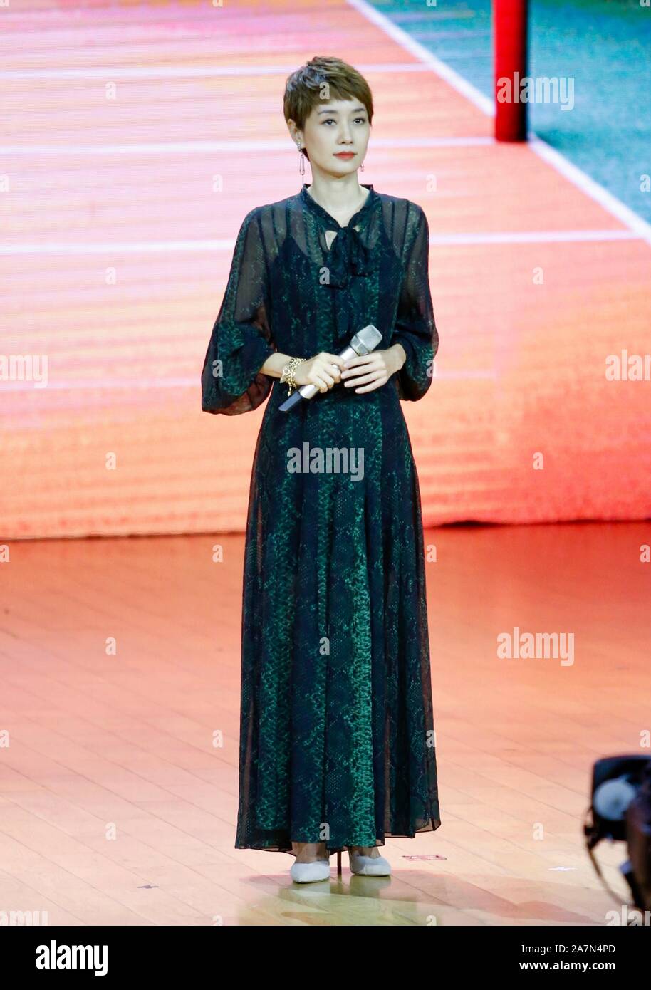 Chinese actress Ma Yili delivers a speech at the premiere of the movie