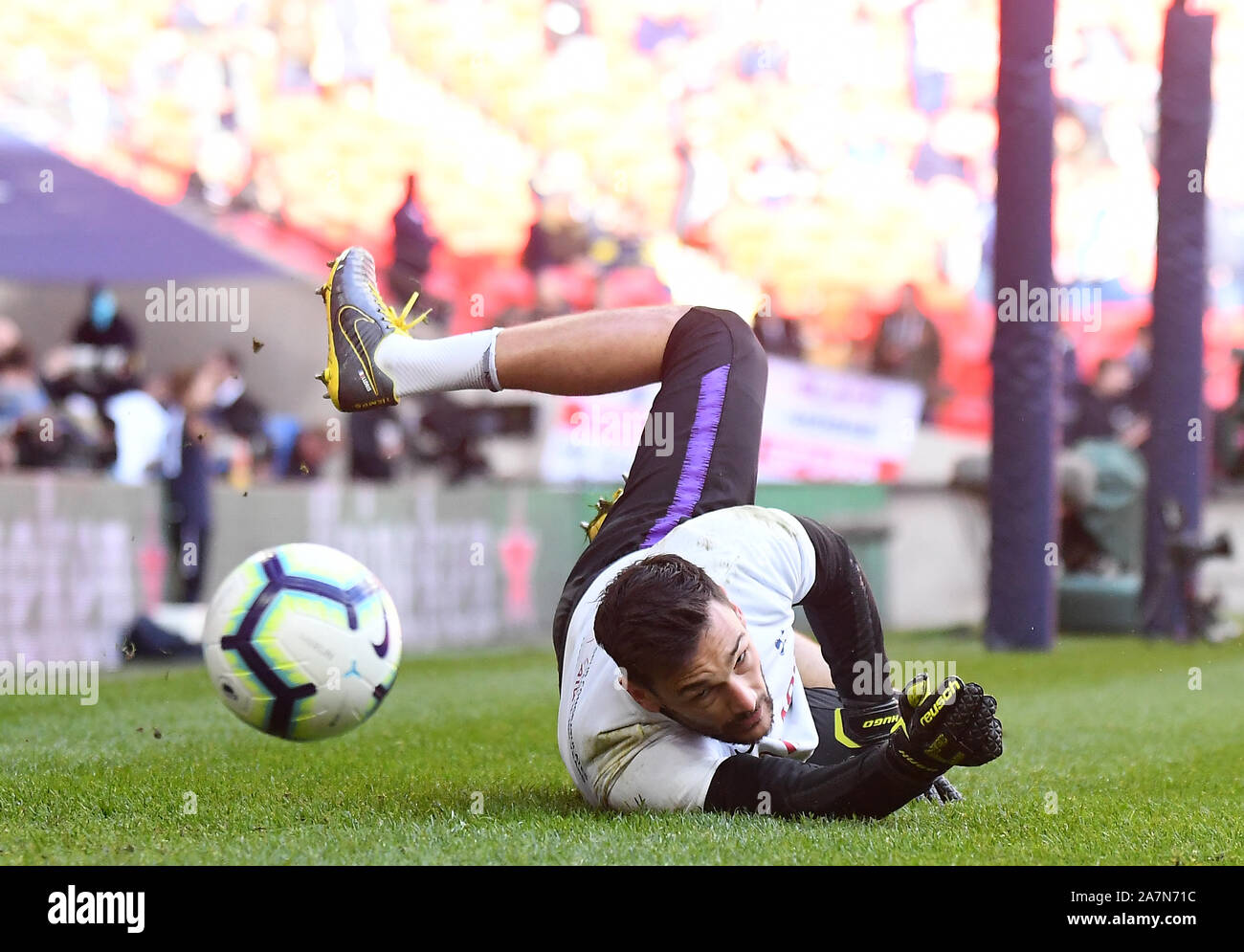 Hugo Prior Tottenham hotspur goalkeeper hugo lloris prior hi-res stock photography ...