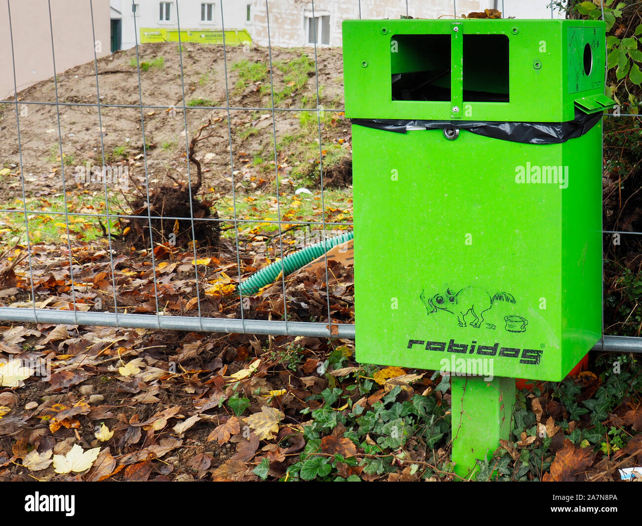 Hundekot-Entsorgungssystem von robidog Stock Photo