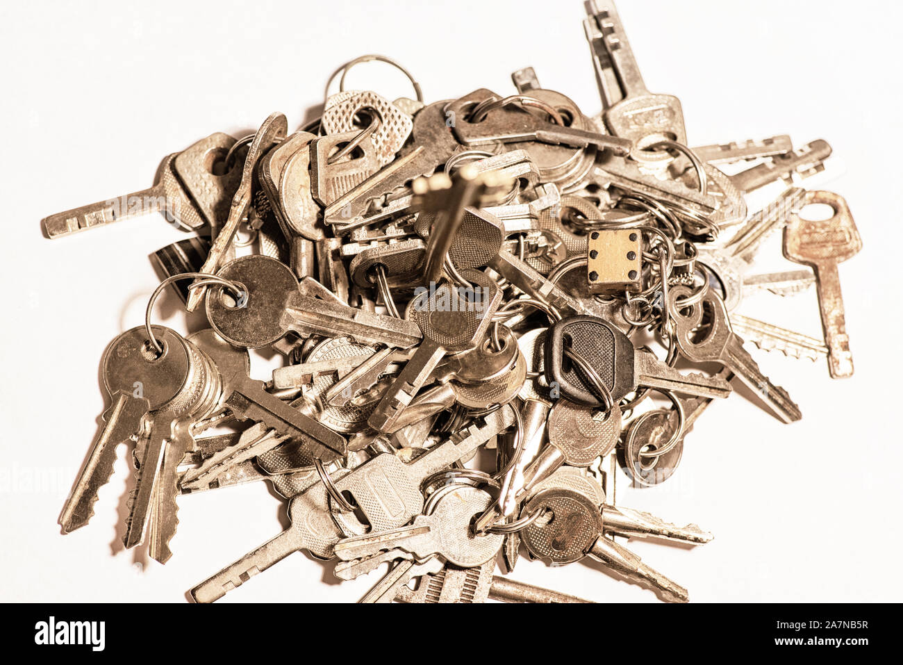 Stock images key. Один ключ и много замков. Many keys. Many keys. Куча ключей.