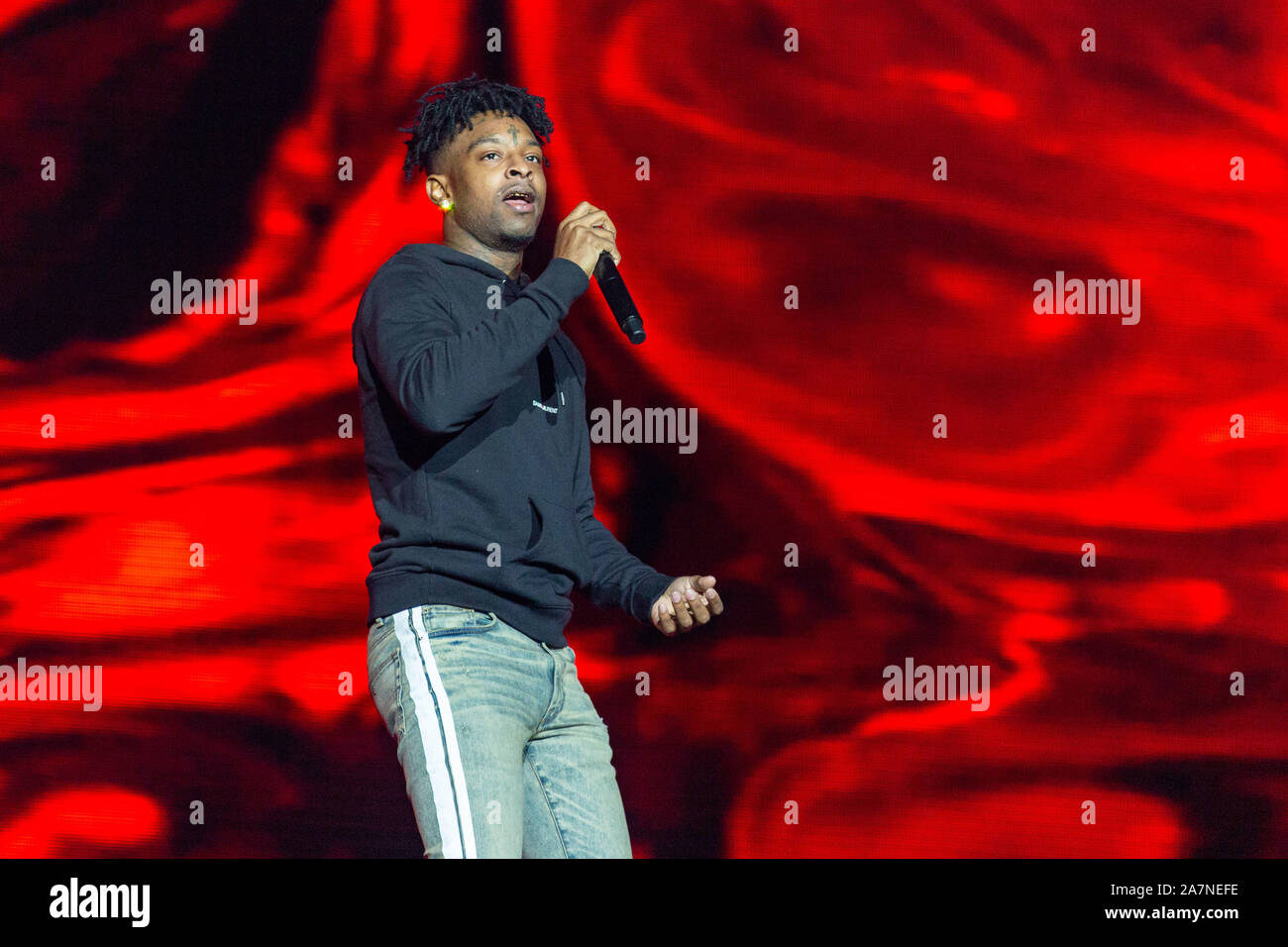 21 Savage attends the 2021 SOUL TRAIN AWARDS arrivals red carpet at the  Apollo in New York, NY, on November 20, 2021. (Photo by Udo Salters/Sipa  USA Stock Photo - Alamy