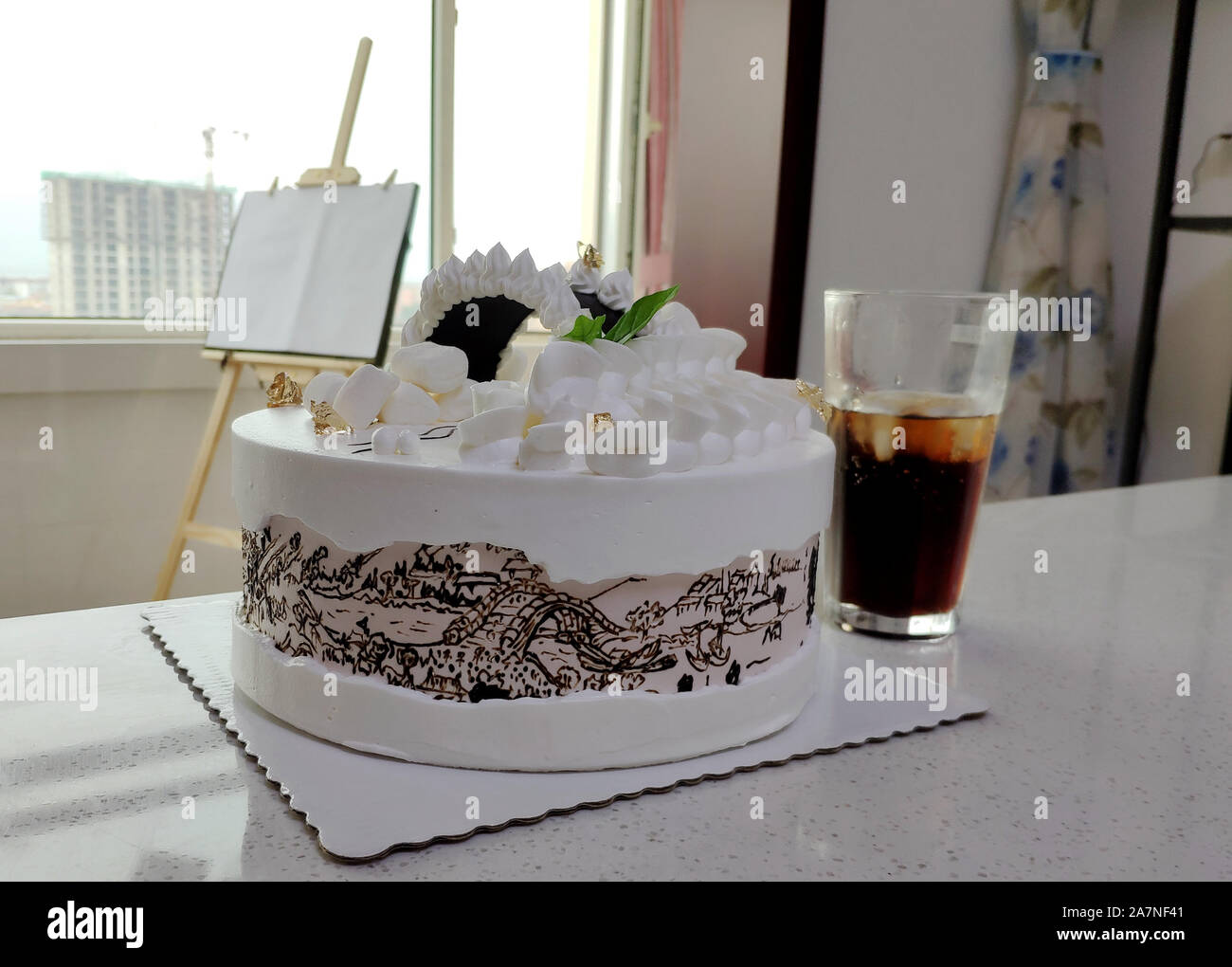 Chinese Man Liu Zepeng Makes A Birthday Cake Featuring The Painting Along The River During The Qingming Festival Or Qingming Shanghe Tu At Home Stock Photo Alamy