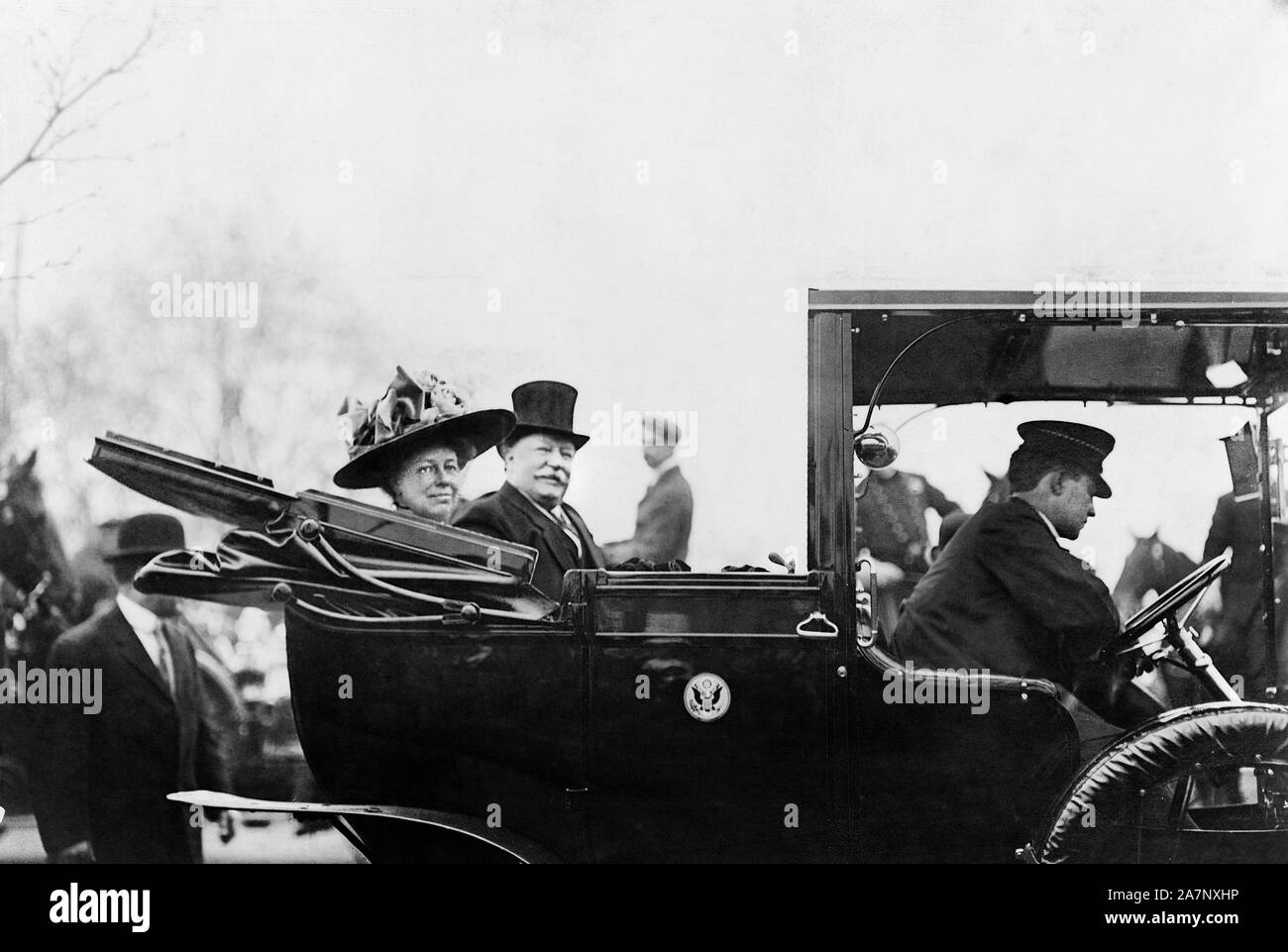 U.S. President William Howard Taft and his wife, First Lady Helen Herron Taft, Seated in back of White House Convertible Automobile with Roof Down, Washington, D.C., USA, Photograph by Barnett McFee Clinedinst, 1909 Stock Photo