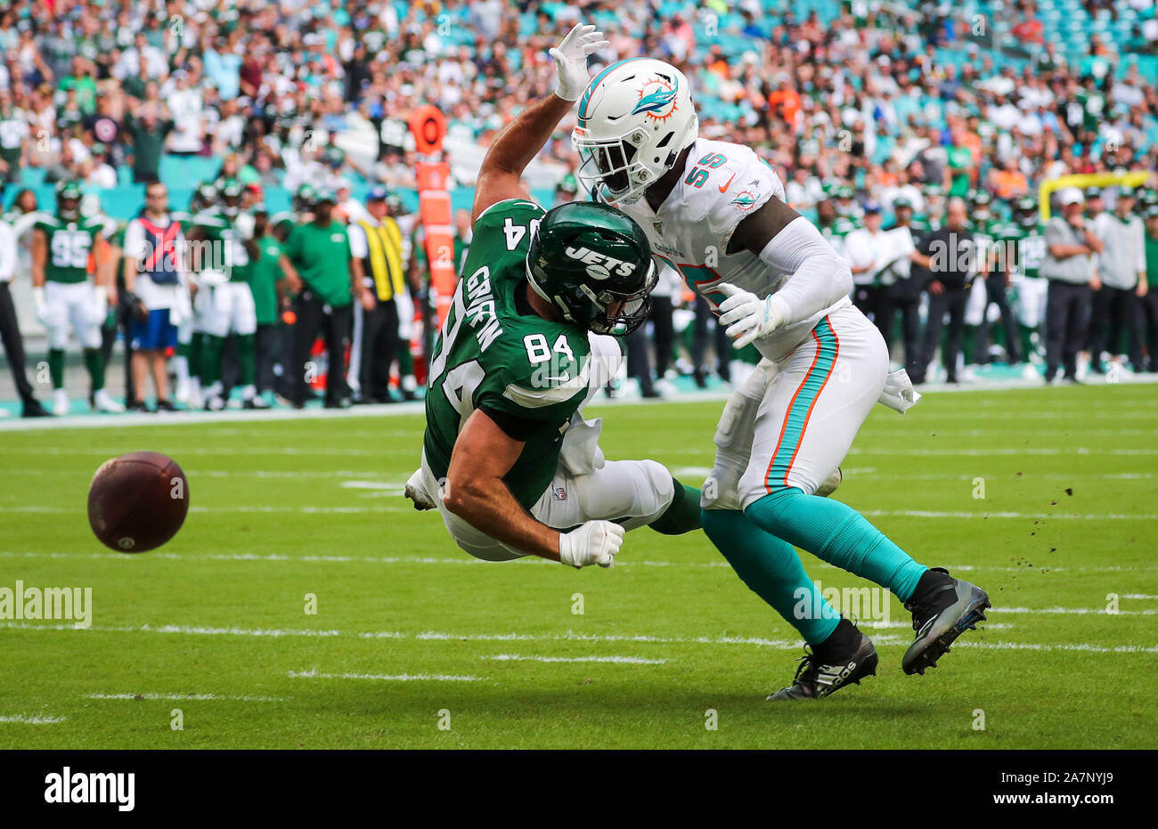 New York Jets' Le'Veon Bell in action during an NFL football game against  the New York Jets, Sunday, Oct. 6, 2019, in Philadelphia. (AP Photo/Matt  Rourke Stock Photo - Alamy